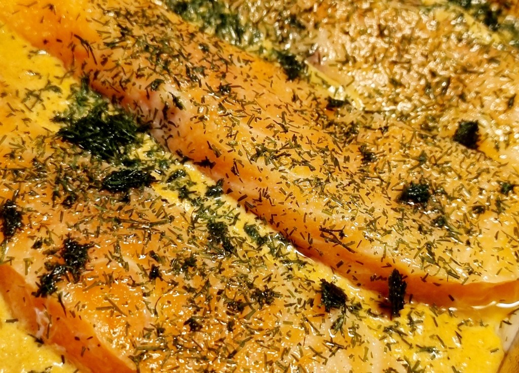 Ugnsbakad lax | Krämig&nbsp;tomatsås