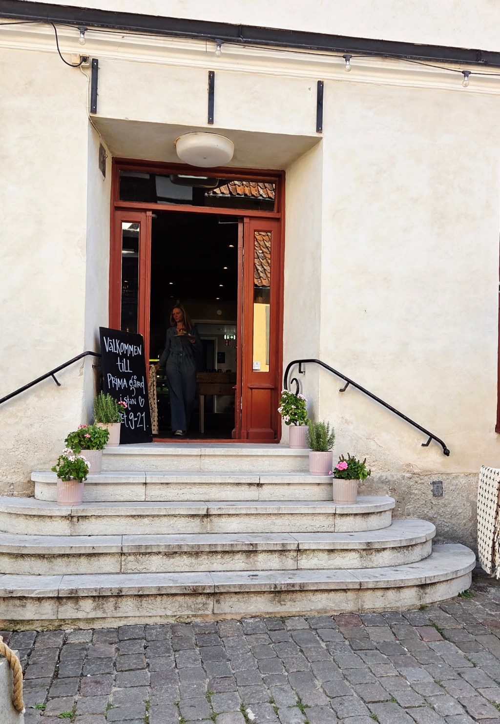 Upptäck Prima Rosteri & Vinbar i hjärtat av&nbsp;Visby