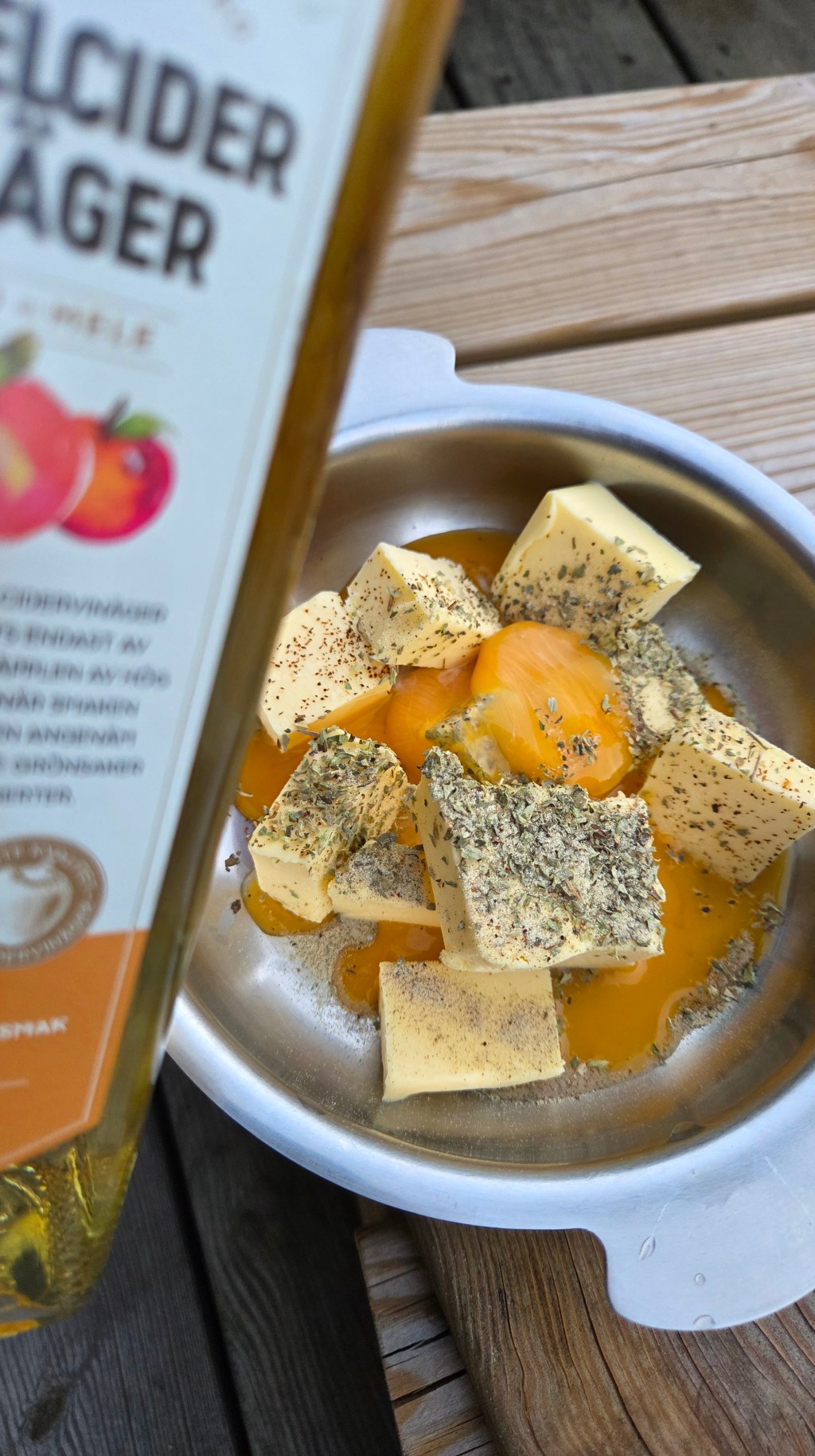 Att slå en enkel&nbsp;Bearnaisesås